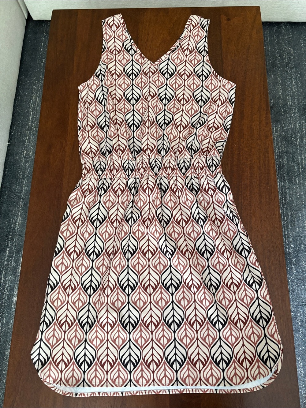 Kavu Sleeveless V-Neck Midi Dress in Rust, Black and Cream Size S - Picture 6 of 6